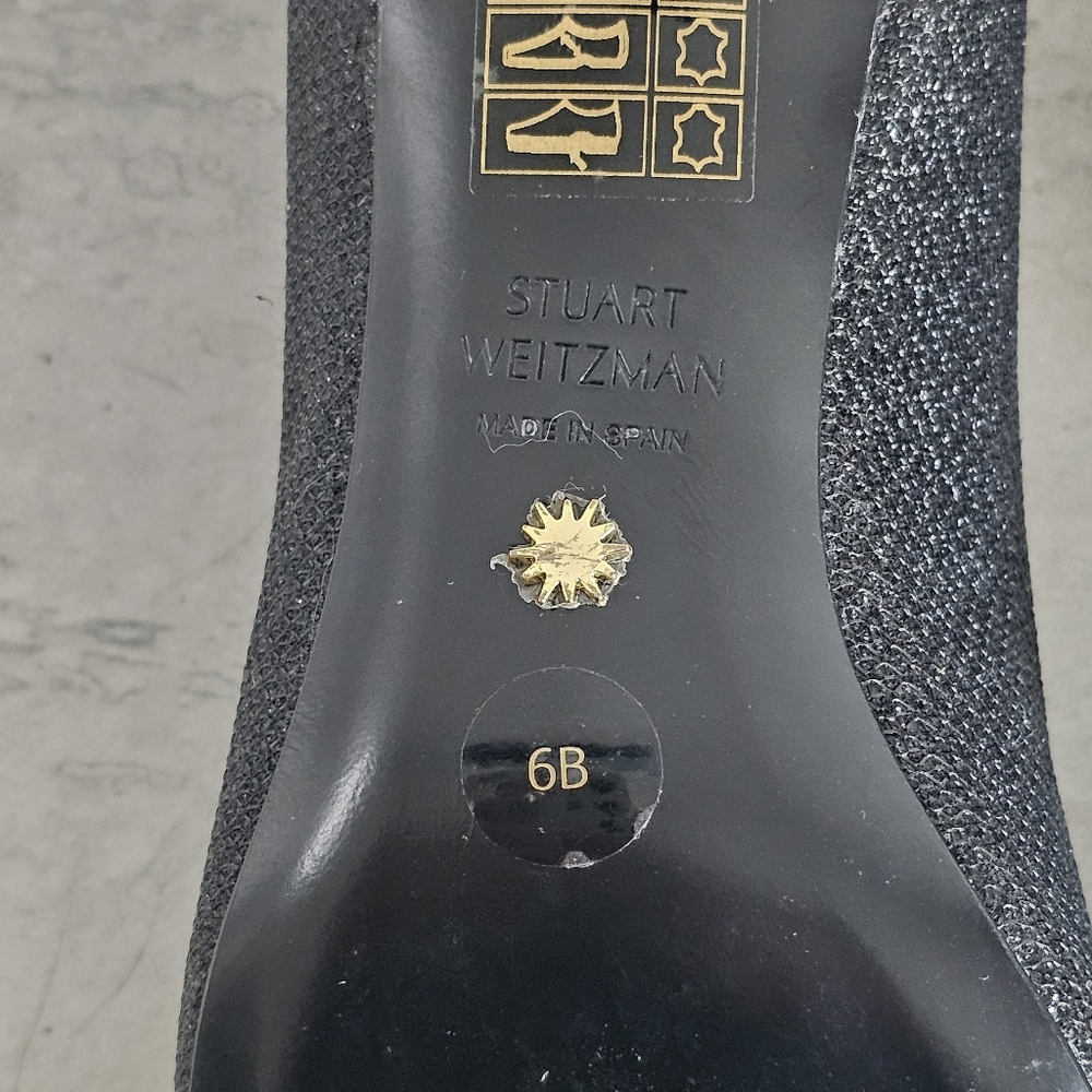 🐈‍⬛ Stuart Weitzman Kitten Heels 🐈‍⬛ - Picture 5 of 10